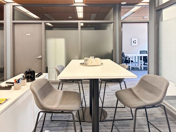 Regus - Des Moines - Grand Ave