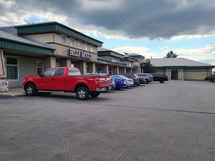 Retail/Showroom/Warehouse