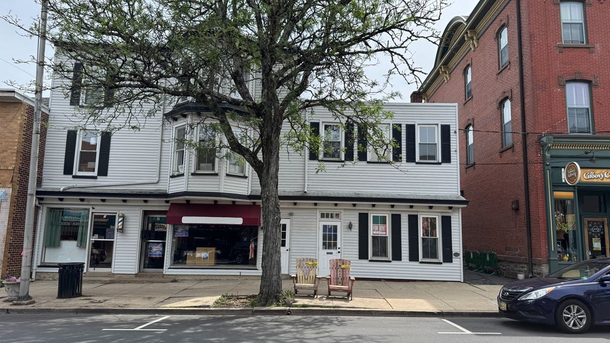 44 Main Street