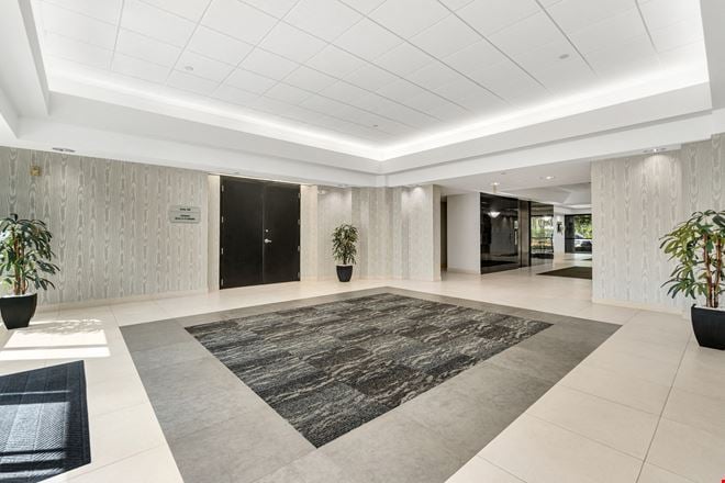 Cypress Plaza