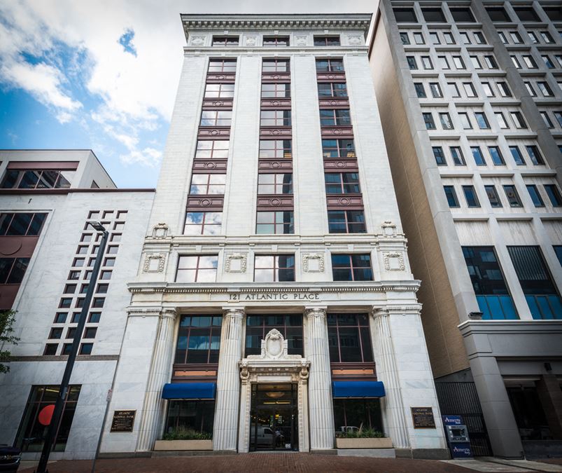 121 Atlantic Place 121 W Forsyth Street, Jacksonville, FL Office Space