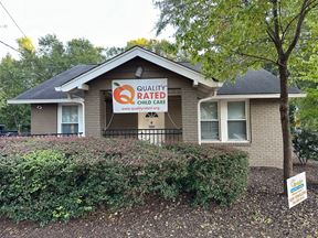 Freestanding Commercial Building on Oglethorpe