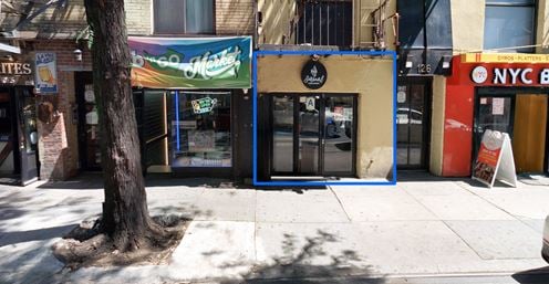 800 SF | 126 MacDougal Street | Vented High Traffic Turn-Key Ice Cream Shop for Lease