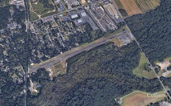 817 Watsontown Road Berlin New Jersey - Camden County Airport