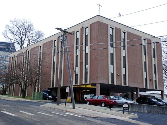 27 Hospital Ave Ste 201