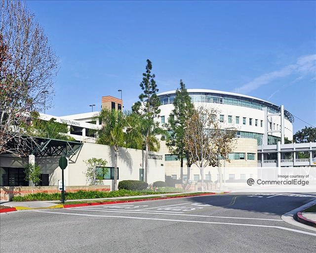 3325 Medical Center Drive, Torrance, CA 90505 | CommercialCafe.com