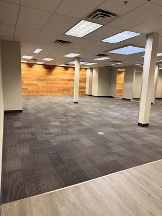 852 Fort Street (300)