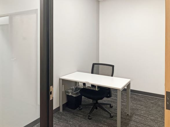 Regus - Burlington - S Main St