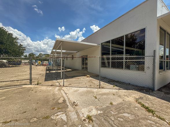 224 NW 8th Avenue