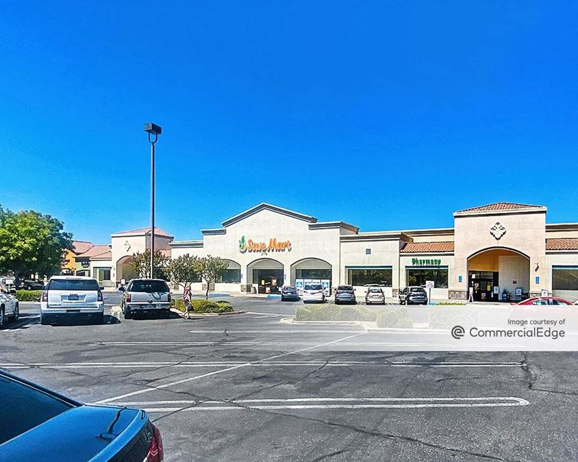 Clovis Country Shopping Center Save Mart 2179 Shaw Avenue Retail