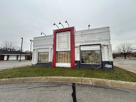 Retail space for Sale at 900-924 Broadway in Gary