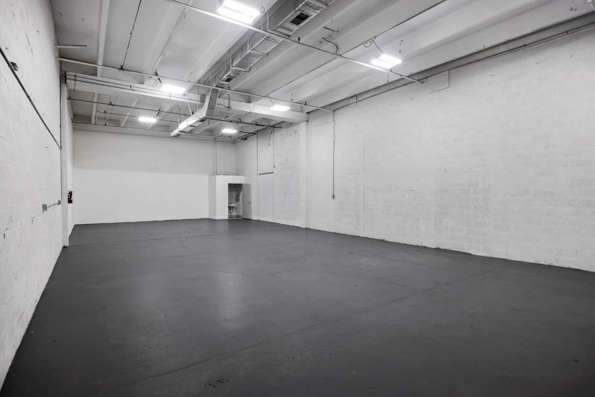 2,191 SF Industrial Space in Doral, FL Photo