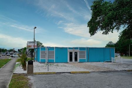 Retail space for Rent at 5804 54th Ave N in Saint Petersburg