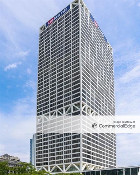 US Bank Center - Milwaukee