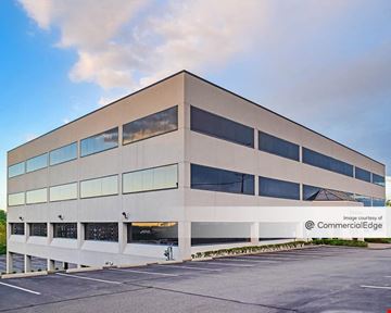 Parkway Center - Building 11
