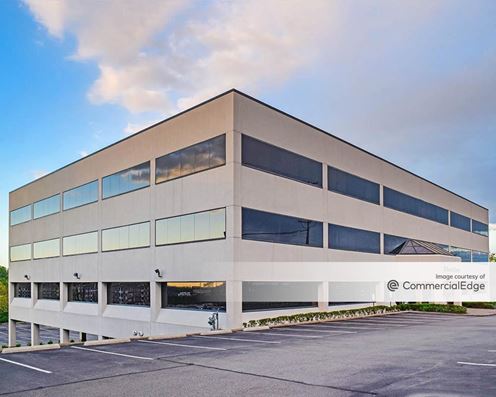 Parkway Center - Building 11