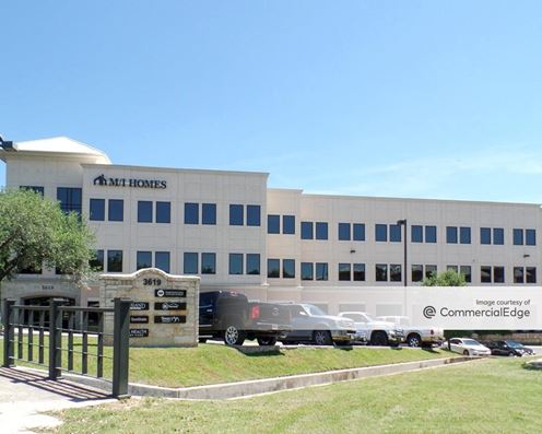 Shavano Center III & IV