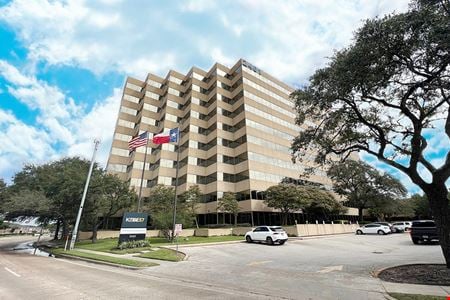 Office space for Rent at 2401 Fountain View Dr in Houston