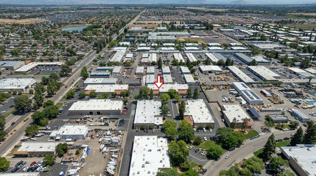 Prime Office/Warehouse Space in Fresno, CA