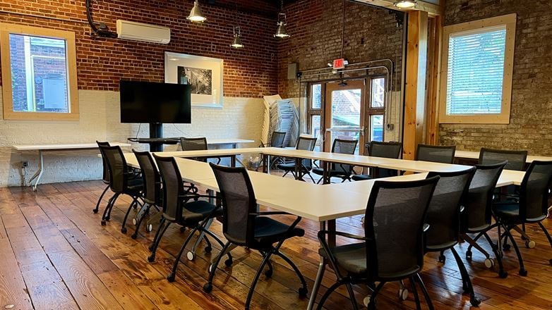 Thrive Coworking - West Lewis St