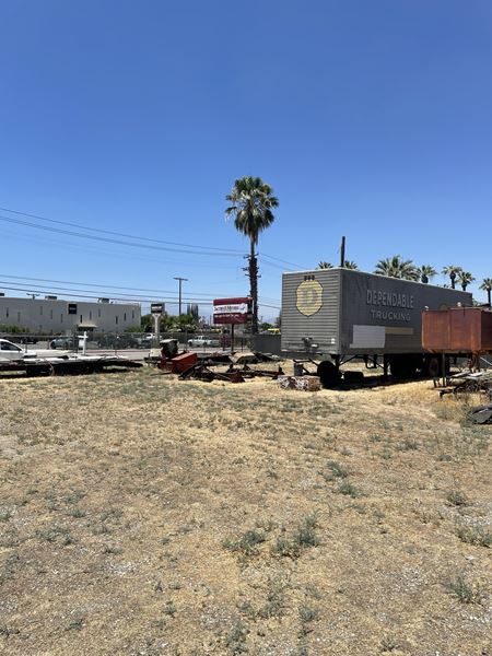 215 Truck Yard - San Bernardino
