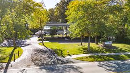 1605 Indian Wood Circle