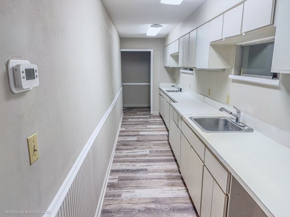 Dental/Medical or Professional Office Building