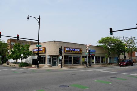 Retail space for Sale at 2001 West Howard Street in Evanston