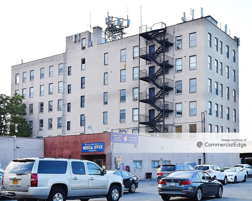 381 Sunrise Hwy, Lynbrook, NY 11563