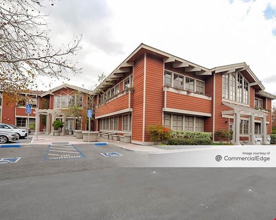 Castro Commons Professional Center