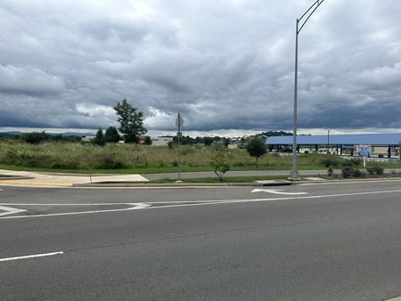 Photo of commercial space at 520 Falls Boulevard in Bristol