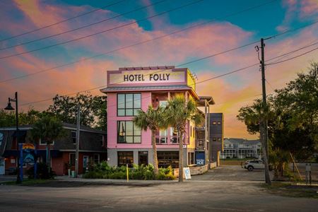 Retail space for Rent at 87 Center St in Folly Beach