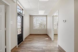 1650 W Northwest Hwy