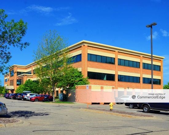 Plymouth Woods Office Center