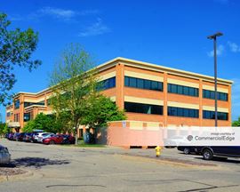 Plymouth Woods Office Center