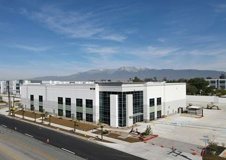 Industrial space for Rent at 16726 Slover Ave. in Fontana
