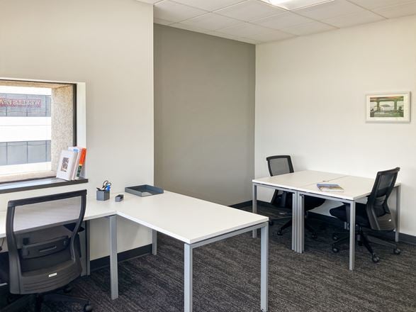 Regus - Burlington - S Main St