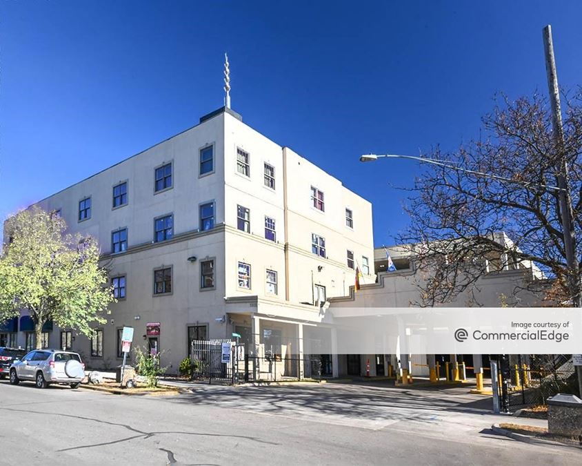 Karmel Mall 2936 Pillsbury Avenue South Retail Building