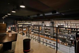 Chroma Retail