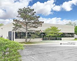 Lisle Business Center - 2100 Western Court