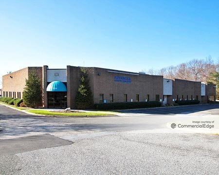 Industrial space for Rent at 425 Oser Avenue in Hauppauge