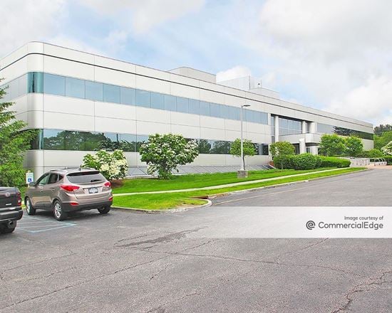 Northern Westchester Executive Park - 2649 Strang Blvd