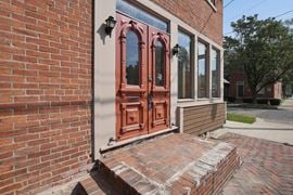 54 E Whittier St