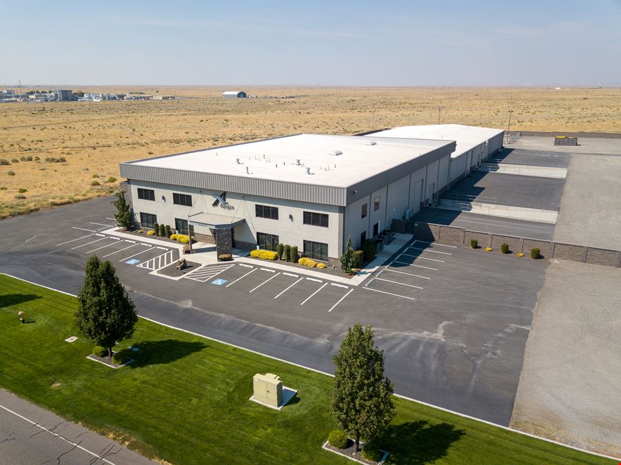CORP WAREHOUSE FACILITY 50K SF// 6 ACRES