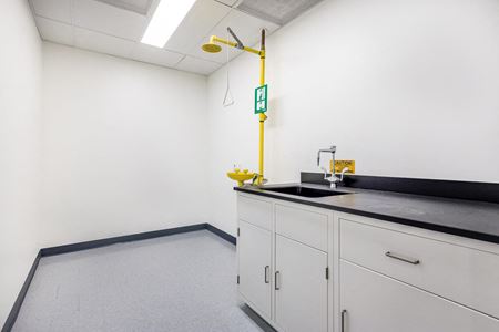 303      Space Photo Gallery 5