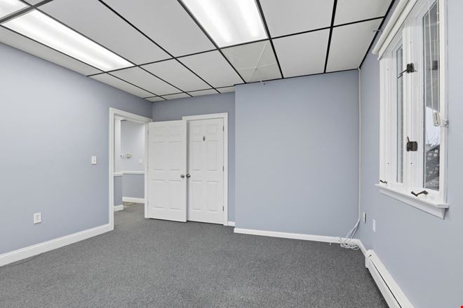 Well Located Commercial Suite for Lease in Methuen, MA