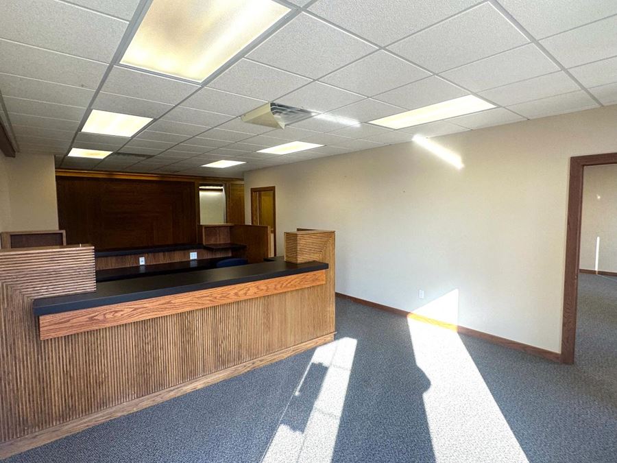 150 S Main Street: Suite B