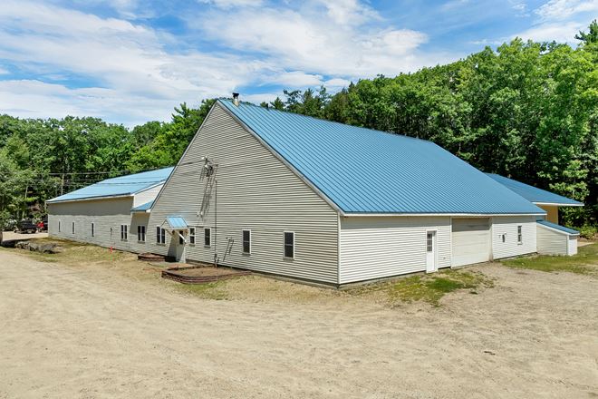 147 Middle Rd