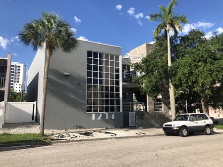 1234 2nd St. - Sarasota
