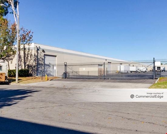 Broadway Center Business Park
